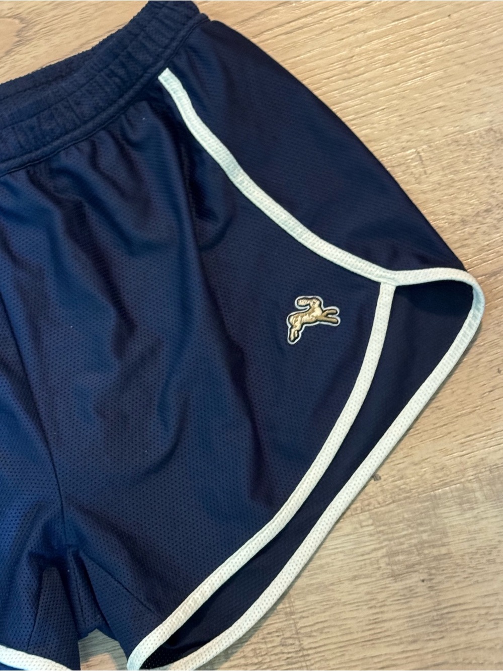 Tracksmith Van Cortlandt Running Shorts Navy Women’s Small - Picture 5 of 7